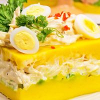 Causa peruana, una receta bien fácil y sin horno que se derrite en tu boca