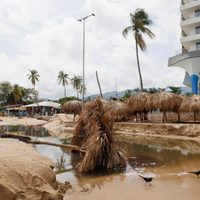 El huracán Erick evoluciona y anticipa su impacto en sur de México