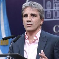 En clave electoral, Caputo defendió el plan de Milei y aseguró que el rumbo económico marcará las urnas