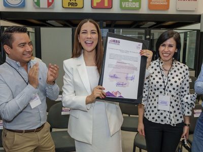 Libia Dennise García recibe constancia de mayoría y anuncia que buscará diálogo con Sheinbaum