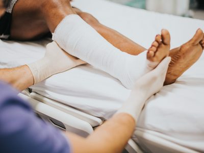 Estas son las causas por las que se dispararon los precios de los seguros médicos
