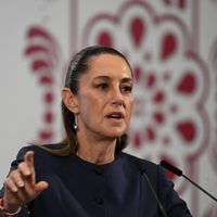 Gobierno de Sheinbaum ha gastado 281 mil mdp menos que lo presupuestado; recortó en becas y salud