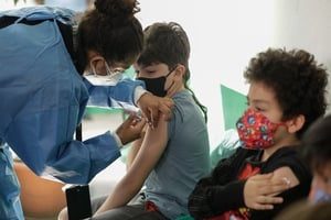 Campaña Nacional de Vacunación contra covid e influenza, a partir del 16 de octubre