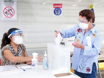 ELECCIONES 2021: abrieron los comicios en Neuquén