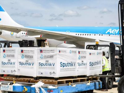 Aerolíneas Argentinas realizará un nuevo vuelo para traer más vacunas esta semana