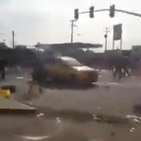 Desalojo en planta de Pemex: policías atropellados, periodistas y agentes heridos, 30 detenidos (Video)