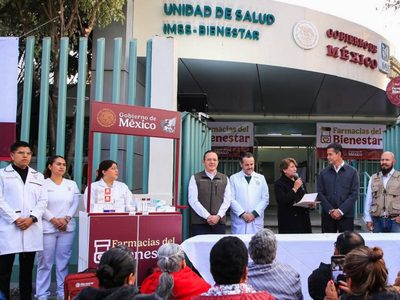 Así funcionan las nuevas Farmacias del Bienestar instaladas afuera de centros de salud