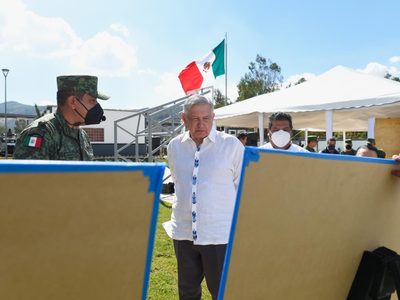 Tras bloqueo a Trump, AMLO pide "que no haya censura" en redes sociales