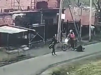 Una mujer policía baleó a un motochorro que intentó asaltarla