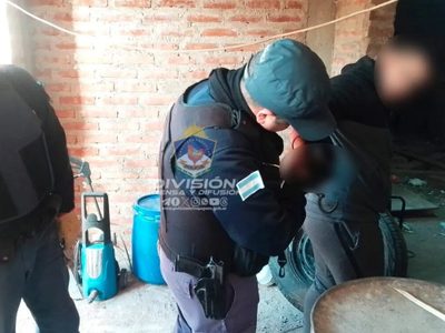Se realizaron 10 allanamientos en simultáneo en Centenario por presunto abuso de arma de fuego