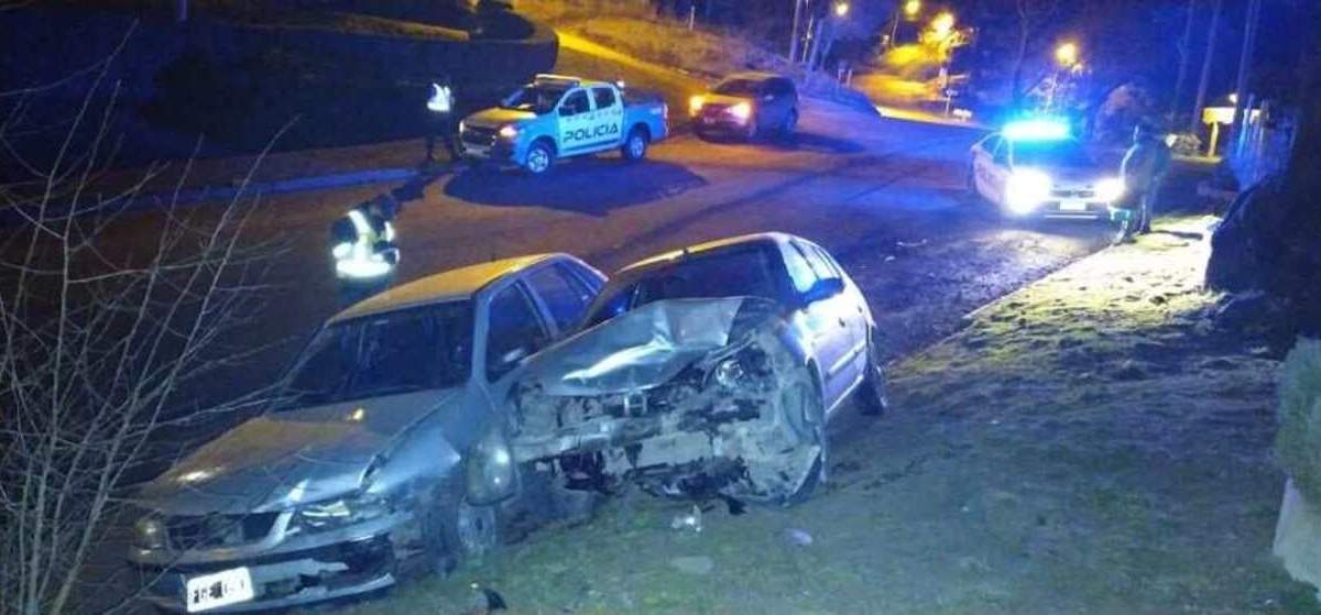 Accidente vial en San Martín de los Andes. Fuente: (Twitter)