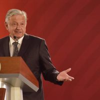 López Obrador rechaza renuncia de titular de la CRE; mantiene investigación por conflicto de interés