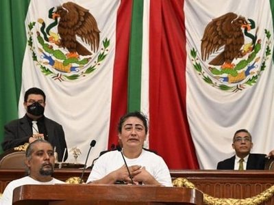 Madre de hermanas que murieron en alcantarilla de Iztacalco exige ayuda del gobierno