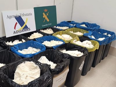 España asegura 625 kilos de mentanfetamina procedente de México; estaba escondida en aceite de coco