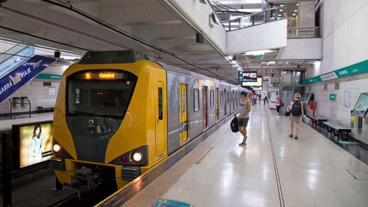 El subte es uno de los principales medios de transporte de la Ciudad. Fuente: (Twitter)