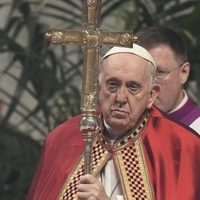El Vaticano busca apagar indignación provocada por declaración del Papa sobre Ucrania