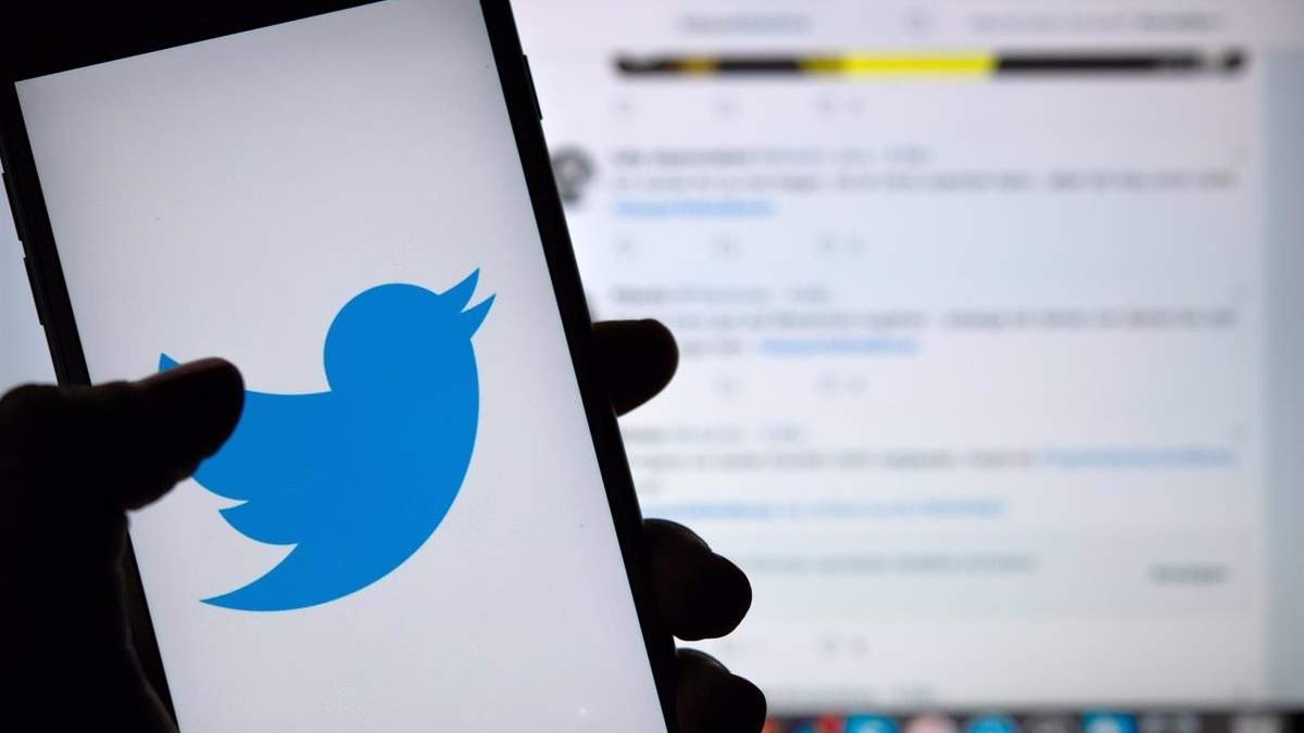 El algoritmo de Twitter promueve 'tuits' en el 'feed'