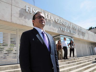 La UIF frena, por ahora, juicio contra prestanombres de Javier Duarte