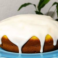 Torta de naranja con glaseado: poné la pava y preparate la versión más rica y con bastante sabor