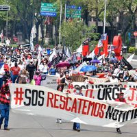 Marchan contra las reformas neoliberales y en defensa de los trabajadores sexuales