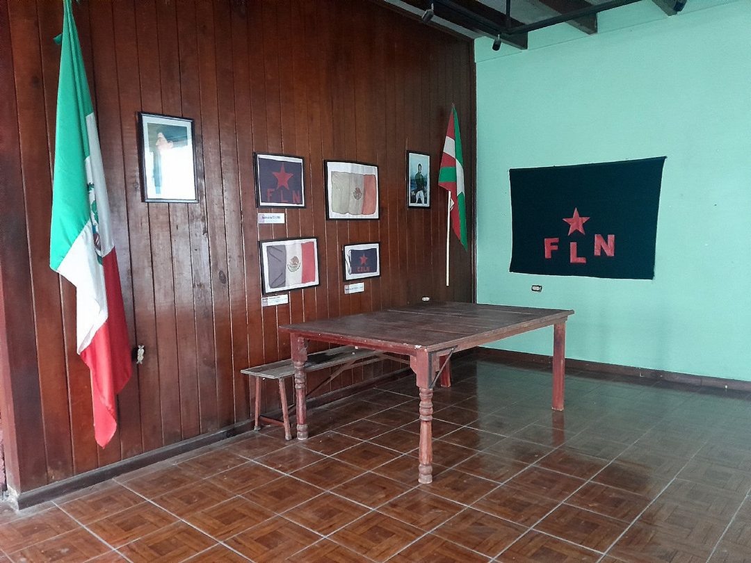 CasaZapatista3