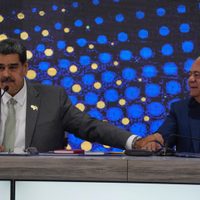 Maduro insiste en controlar territorio disputado con Guyana sin aclarar cómo