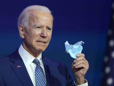 Biden pedirá usar tapabocas por cien días para bajar los casos y decesos en Estados Unidos
