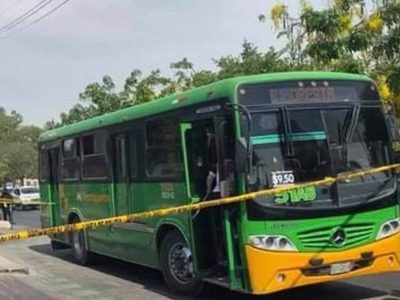 Indigente apuñala a una mujer en el transporte público de Guadalajara