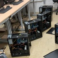 Encapuchados liberan instalaciones de la FAD de la UNAM; roban equipo de cómputo