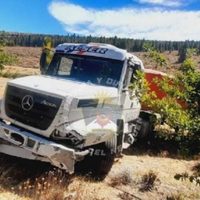 Conductor de un camión se despistó en la ruta 237 por una afección respiratoria