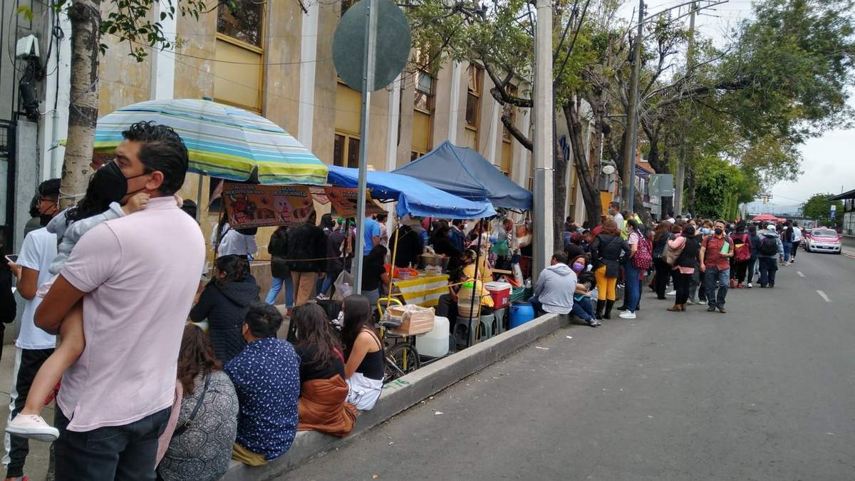 Una de las sedes para la aplicación del examen de la Comipems en Iztapalapa