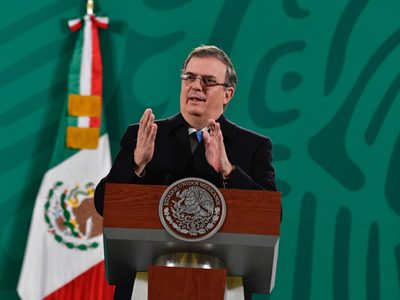 Ebrard pide investigar accidente en Metro; "me reitero a la entera disposición de las autoridades"