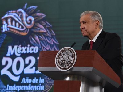 AMLO reprueba decisión de la Corte sobre prisión preventiva: protege a delincuentes de cuello blanco