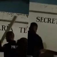 Policías municipales de Cuautitlán son captados golpeando a detenido (Video)