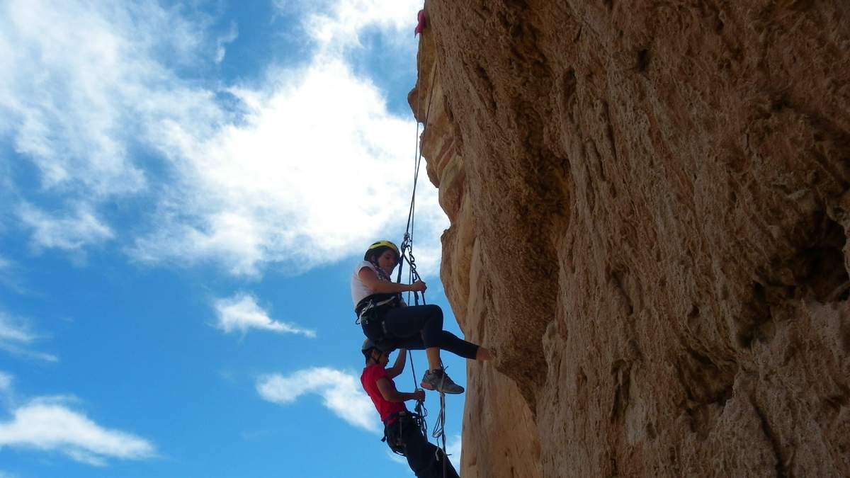 Un sitio de escalada en Neuquén. Fuente: (Twitter)