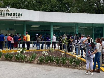 Sacrifica Sheinbaum gasto en seguridad e inversión para mantener programas sociales