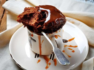 Torta en taza: la receta de Jimena Monteverde, fácil y en 5 minutos, ideal para este Día de la niñez