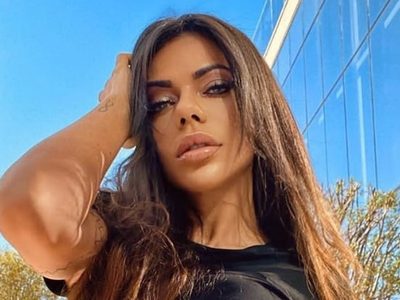 "Tu placer es mi placer": Suzy Cortez arde frente al espejo y ¡no guardó nada!