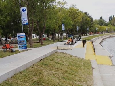 Un hombre lanzó a una mujer al río Limay y terminó con muerte cerebral