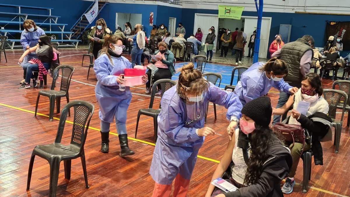 Nueva jornada de vacunación en Neuquén Capital. Fuente: (Twitter)