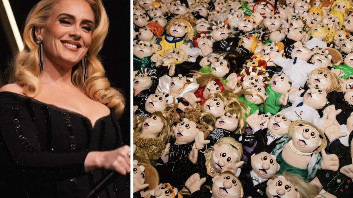 La cantante británica presumió decenas de muñecos que le han regalado fans mexicanos