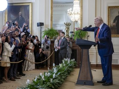 Trump firmó una orden ejecutiva que modifica las tasas arancelarias