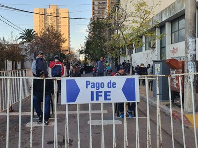 Mirá quiénes cobran el IFE este martes 25 de agosto