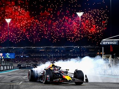 Verstappen gana en Abu Dabi y cierra el año con 19 victorias