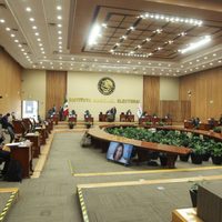 INE rechaza medidas cautelares contra Sí por México por campaña contra revocación de mandato