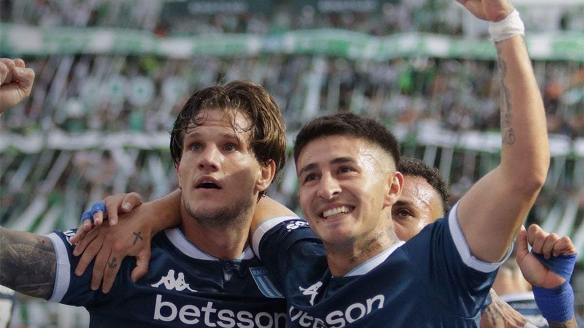 Zuculini y Balboa en el triunfo de Racing ante Banfield.