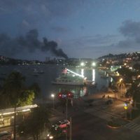 Reportan una mujer ejecutada y tres autos incendiados en el balneario de Caleta
