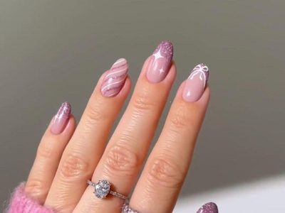 Nail Art: en pocos pasos, así podés hacer este diseño de estrellitas en tus uñas como toda una manicurista