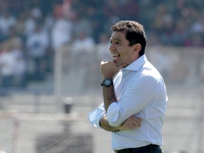 Herediano de Costa Rica destituye a David Patiño como entrenador