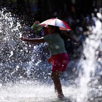 Más lluvias en la semana por el frente 48; ola de calor azotará de lunes a jueves en estas entidades